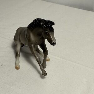 BREYER Stablemates 2015 Mystery Foals G4‎ Reining Grey reiner [-]